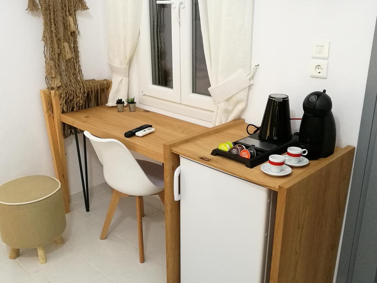 Appartamento Gerania Milos Adamantas  Esterno foto