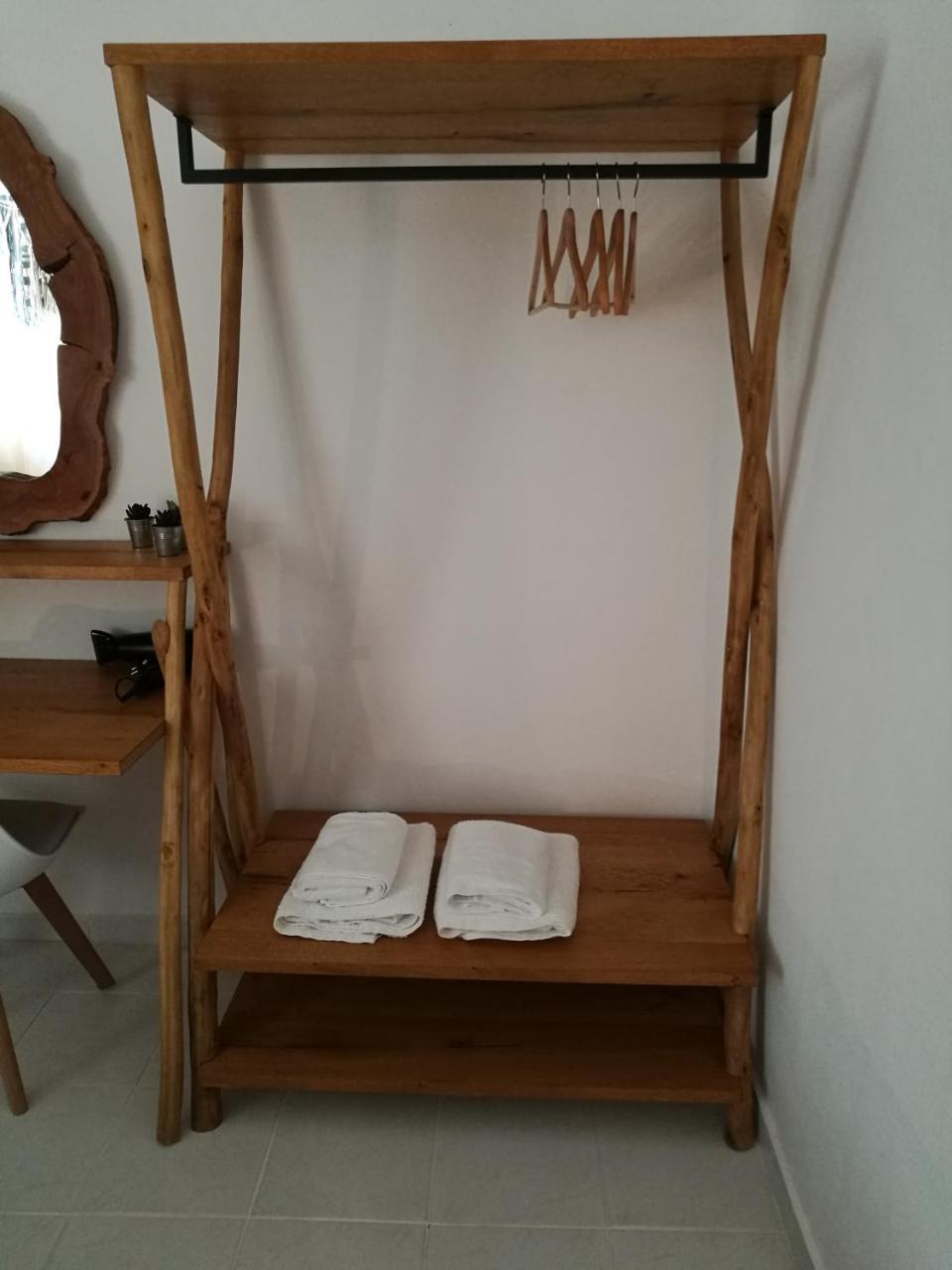 Appartamento Gerania Milos Adamantas  Esterno foto