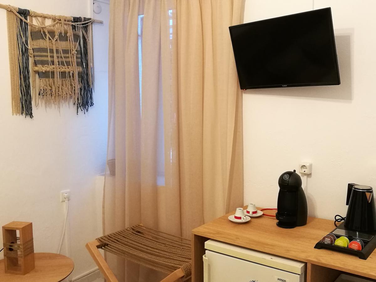Appartamento Gerania Milos Adamantas  Esterno foto