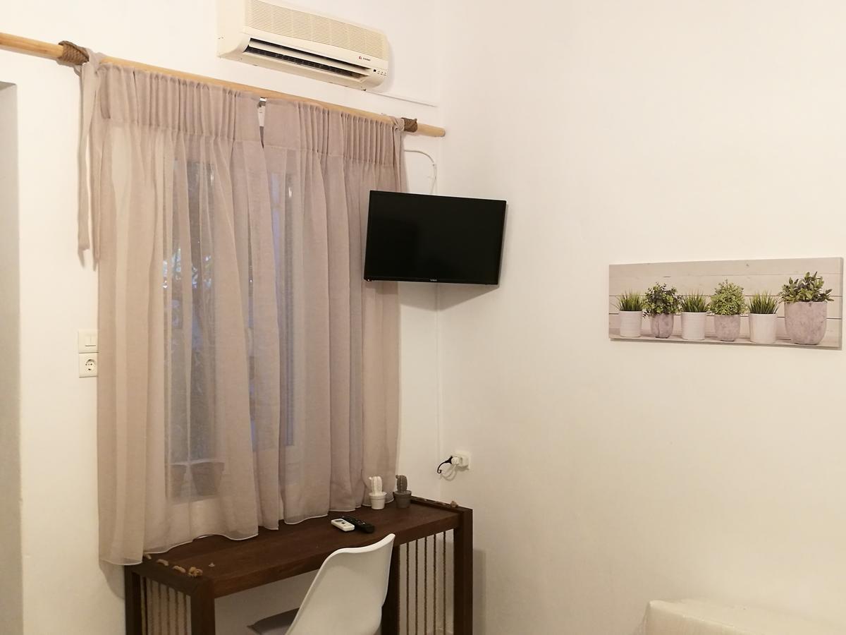 Appartamento Gerania Milos Adamantas  Esterno foto
