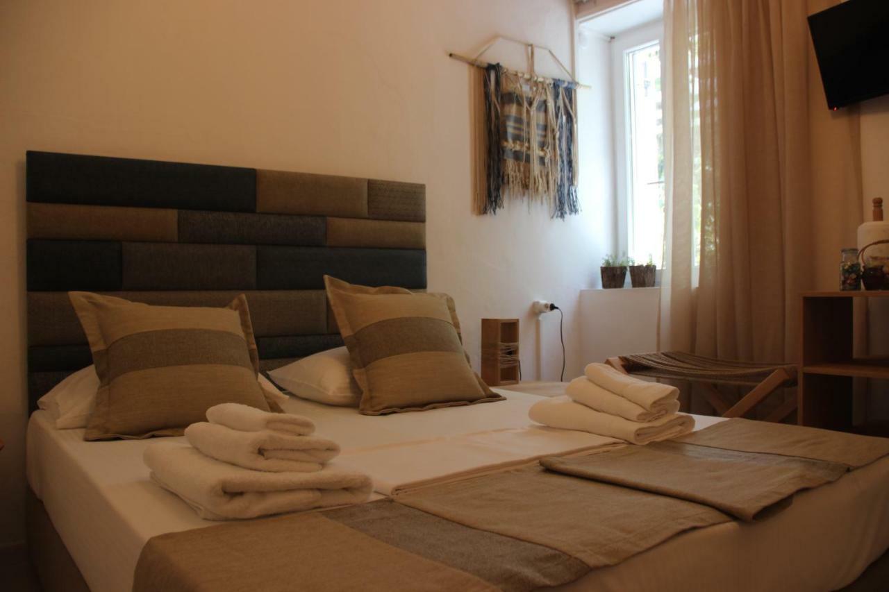 Appartamento Gerania Milos Adamantas  Esterno foto