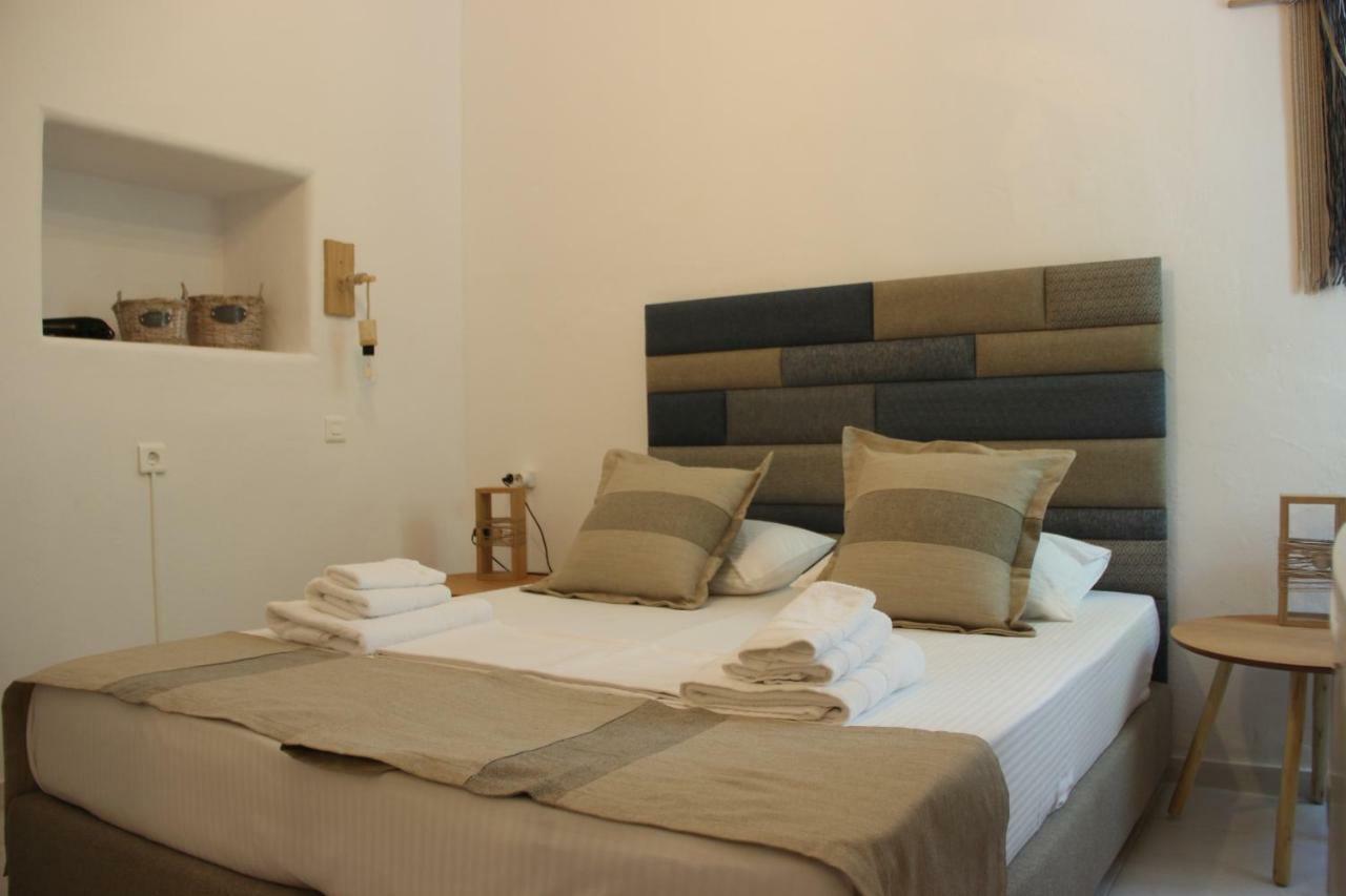 Appartamento Gerania Milos Adamantas  Esterno foto