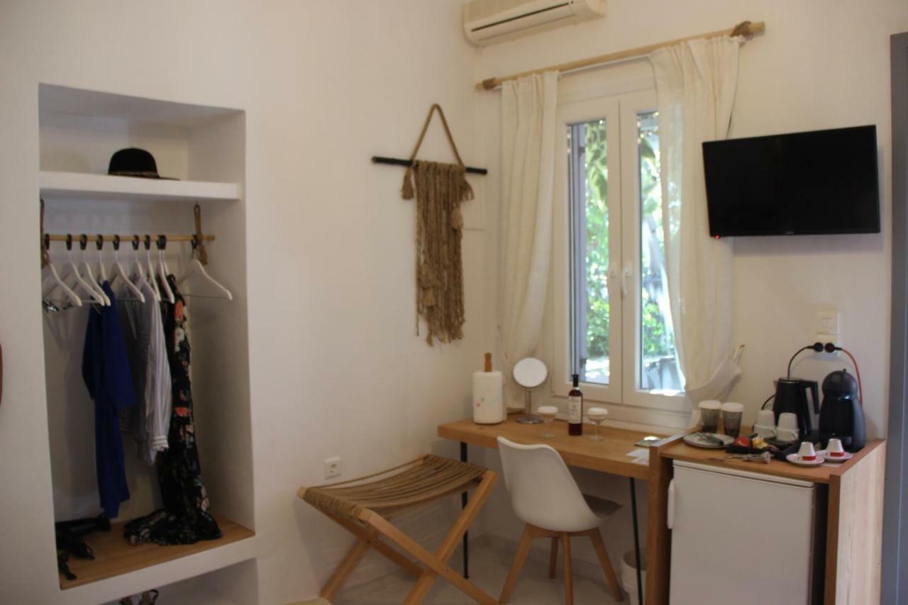 Appartamento Gerania Milos Adamantas  Esterno foto